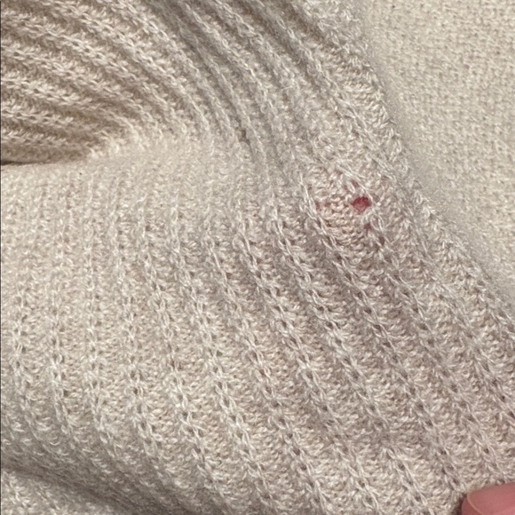 NWT Allude Cashmere Hoodie Scarf - Picture 6 of 6